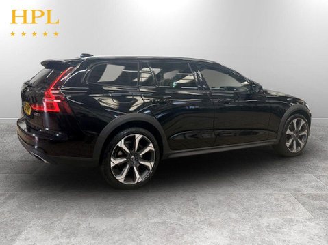 Volvo V60 2.0 B5 MHEV Estate 5dr Petrol Hybrid Auto AWD Euro 6 (s/s) (250 ps) 2 Owner 7