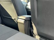 Suzuki Vitara SZ-T MHEV 39