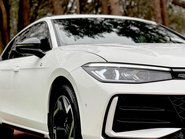 Volkswagen Passat R-LINE DSG 20