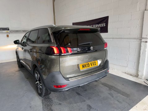 Peugeot 5008 1.5 5008 Allure Blue HDi S/S 5dr 19