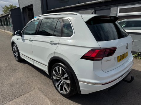Volkswagen Tiguan R LINE TSI BMT 4MOTION DSG 8