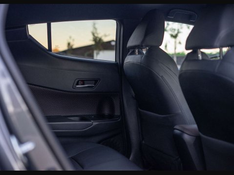 Toyota C-HR 1.8 C-HR Excel HEV CVT 5dr 22