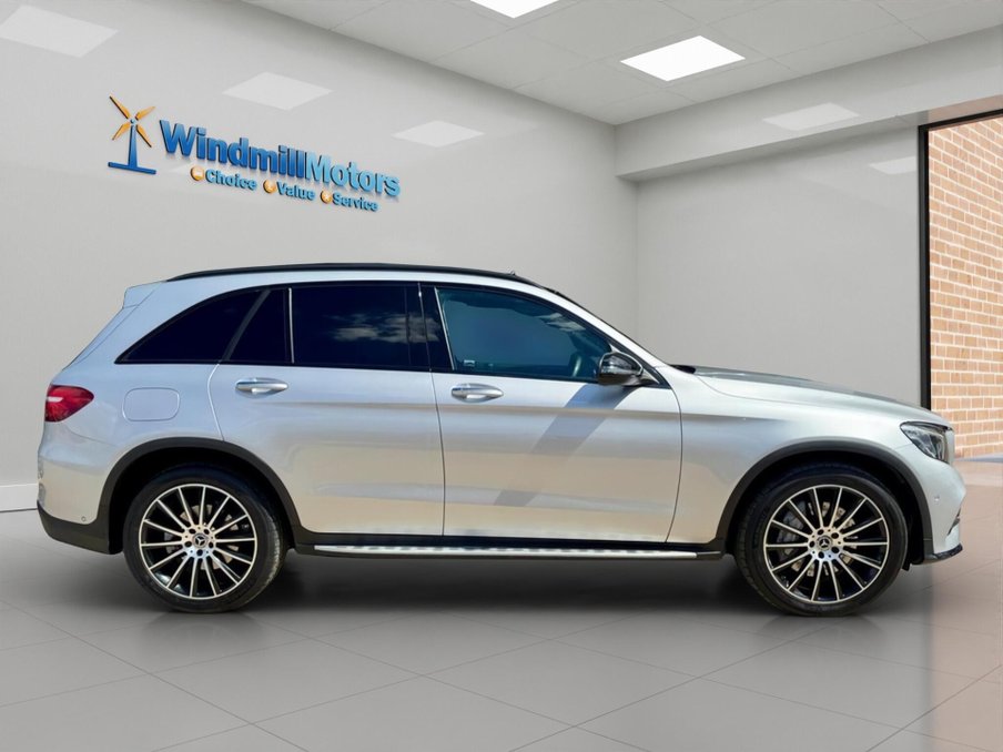 2017 Mercedes-Benz GLC — image 4