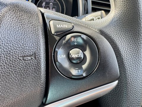 Honda Jazz I-VTEC SE 28