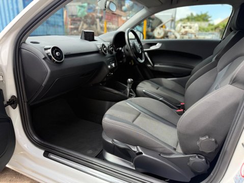 Audi A1 1.0 TFSI Sport Euro 6 (s/s) 3dr 34
