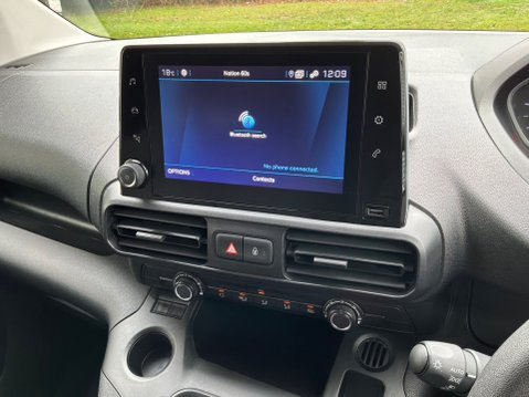 Peugeot Partner 1.5 BlueHDi 1000 Asphalt Premium + Standard Panel Van SWB Euro 6 (s/s) 5dr 27