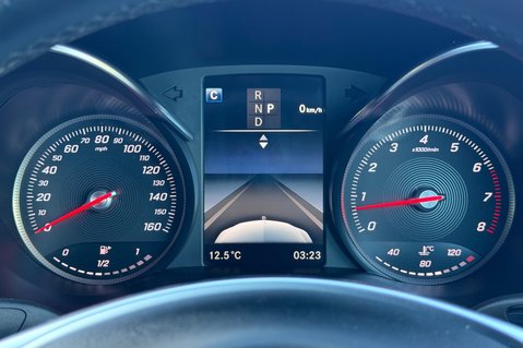 Mercedes-Benz C Class C 200 AMG LINE PREMIUM PLUS - MAGNO GREY FACTORY PAINT -ARMYTRIX EXHAUST 38