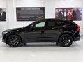 Volvo XC60 B5 ULTRA BLACK EDITION AWD 12
