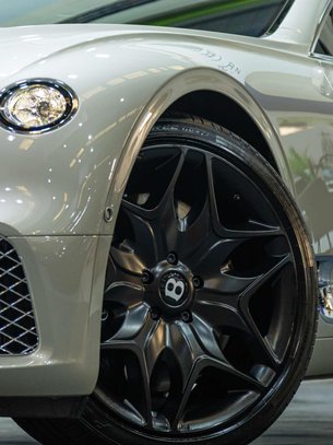 Bentley Continental 6.0 W12 GT Coupe 2dr Petrol Auto 4WD Euro 6 (635 ps) 1