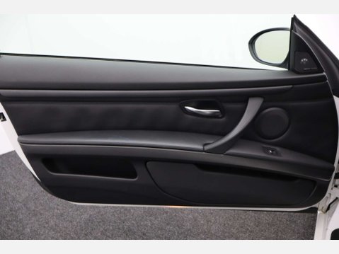 BMW M3 4.0 M3 Semi-Auto 2dr 37
