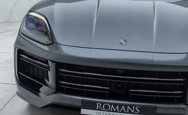 Porsche Cayenne TURBO E-HYBRID 31