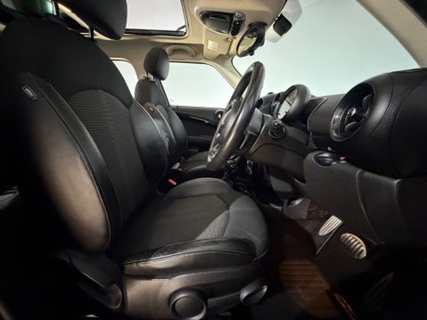 Mini Countryman COOPER SD ALL4 18