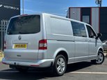 Volkswagen Transporter 2.0 BiTDI T32 Highline Kombi 4dr Diesel DSG 4MOTION L1 H1 (226 g/km, 178 bh 4