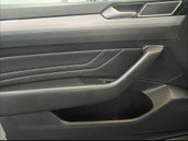 Volkswagen Passat 1.6 Passat SEL TDI Semi-Auto 4dr 31