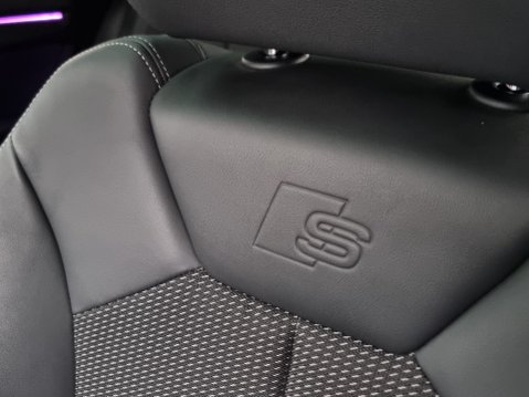 Audi Q3 TFSI S LINE MHEV 27