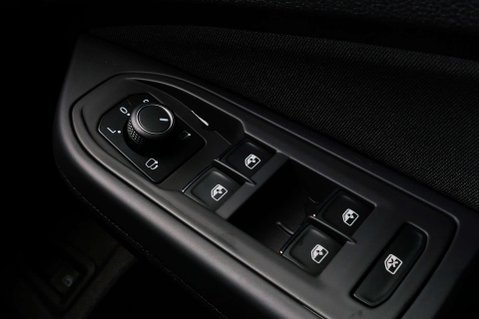 Volkswagen Golf 1.4 Golf GTE Semi-Auto 5dr 54