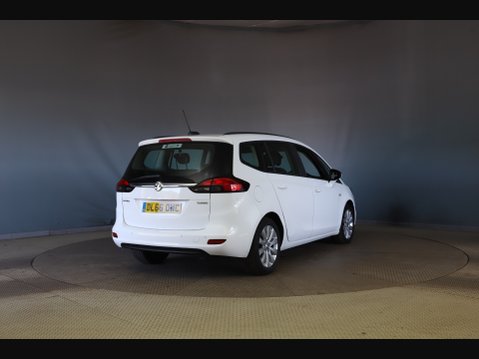 Vauxhall Zafira DESIGN 6