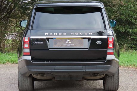 Land Rover Range Rover 3.0 TD V6 Vogue Auto 4WD Euro 5 (s/s) 5dr 6