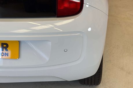 Volkswagen Up 1.0 High up! Hatchback 5dr Petrol ASG Euro 6 (75 ps) 66