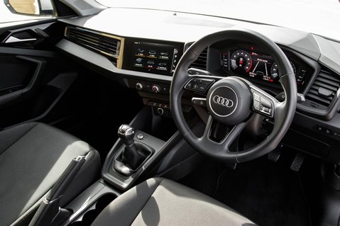 Audi A1 SPORTBACK TFSI SE 4