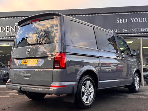 Volkswagen Transporter T32 TDI KOMBI HIGHLINE 4MOTION 28