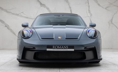 Porsche 911 GT3 (992) 7
