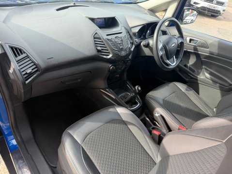 Ford Ecosport TITANIUM TDCI 8
