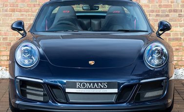 Porsche 911 Targa 4 GTS (991.2) 4