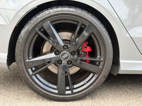 Audi RS3 2.5 RS 3 TFSI Quattro Semi-Auto 4WD 4dr 42