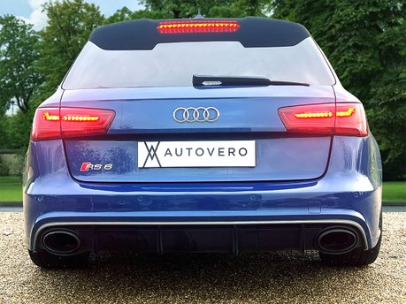 Audi A6 RS6 PLUS AVANT TFSI QUATTRO 6