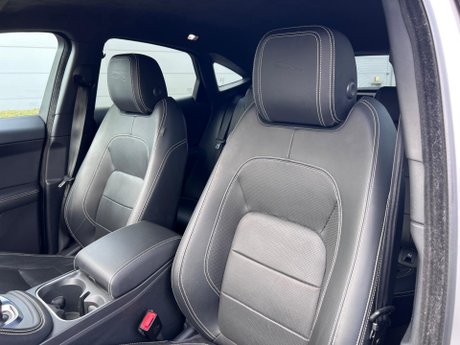 Jaguar E-Pace 2.0 D240 R-Dynamic HSE Auto AWD Euro 6 (s/s) 5dr 26
