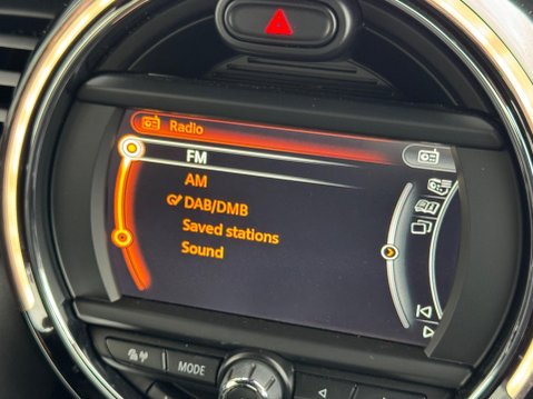 Mini Hatch 1.5 Cooper Euro 6 (s/s) 3dr 15