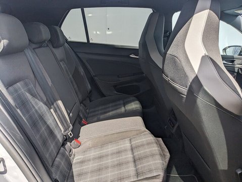 Volkswagen Golf GTD TDI DSG 17