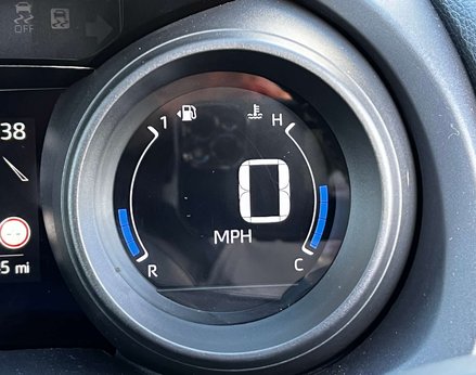 Toyota Yaris 1.5 Yaris Design HEV CVT 5dr 23