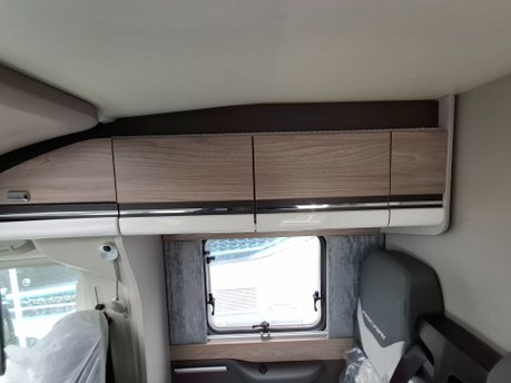 Swift Ascari 384 2025 REGISTERED - AS NEW 13