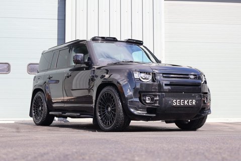 Land Rover Defender 110 D300 HARD TOP X-DYNAMIC HSE MHEV URBAN WIDE TRACK EDTION REAR SEATS FITTED 4
