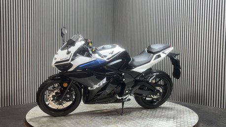 Lexmoto LXR 2023 1K 125CC SPORTS BIKE 1 OWNER LONG MOT 4