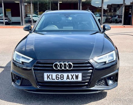 Audi A4 2.0 A4 Black Edition 40 TDI Semi-Auto 5dr 5