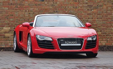 Audi R8 Spyder 1
