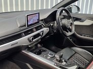Audi RS4 2.9 TFSI V6 Estate 5dr Petrol Tiptronic quattro Euro 6 (s/s) (450 ps) 8