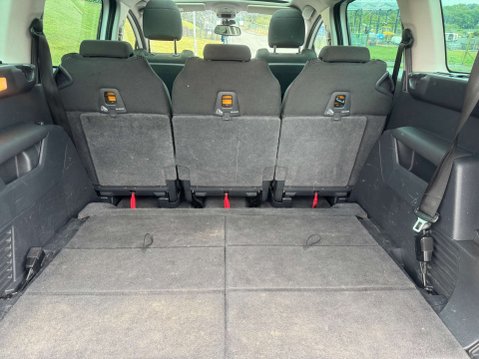 Peugeot 5008 1.6 5008 Allure e-HDi Semi-Auto 5dr 9