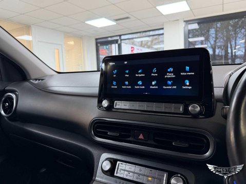 Hyundai KONA 64kWh Premium Auto 5dr (10.5kW Charger) 77
