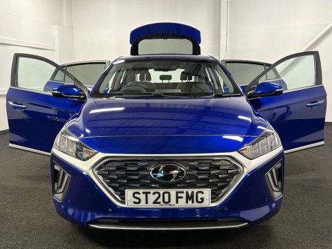 Hyundai IONIQ 1.6 IONIQ Premium SE FHEV Semi-Auto 5dr 8