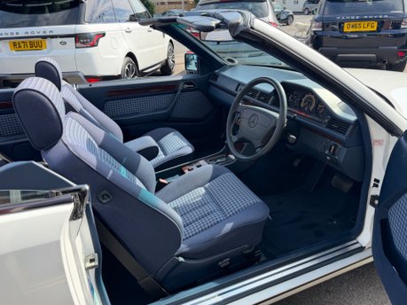 Mercedes-Benz E Class 3.2 E320 Cabriolet 2dr Petrol Automatic (217 bhp) 15