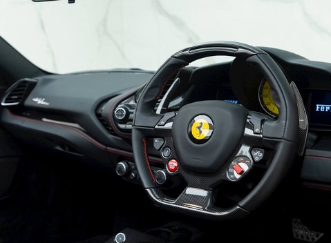Ferrari 488 Spider 11