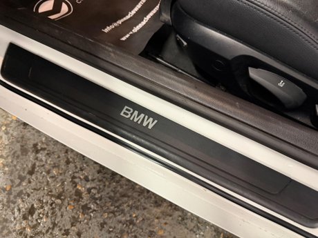 BMW Z4 2.5 23i Auto sDrive Euro 5 2dr 36