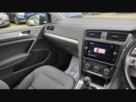 Volkswagen Golf SE NAVIGATION TSI BLUEMOTION TECHNOLOGY 11