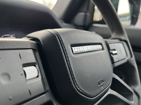 Land Rover Defender V8 50