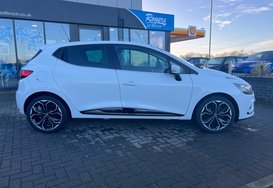 Renault Clio ICONIC 0.9 TCE 5 DOOR 8