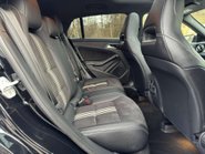 Mercedes-Benz CLA Class 2.1 CLA 220 WhiteArt D Auto 5dr 32